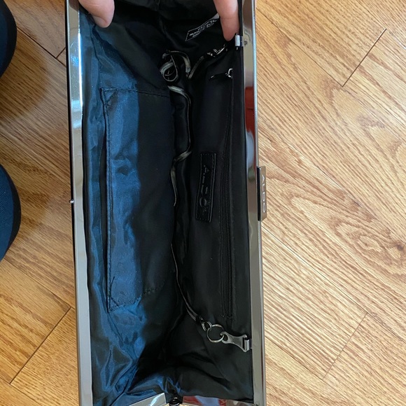 Black Aldo clutch - Picture 3 of 4